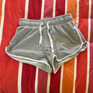 Grey comfy shorts